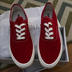 Cushionaire “Freshman” sneakers